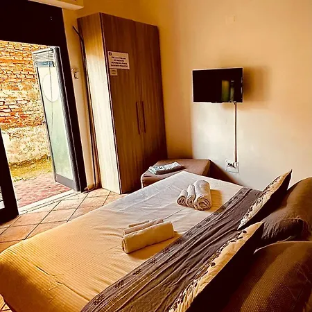 Pensión 5 Terre Migliarina 3*